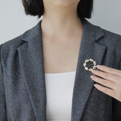 Pearl Brooch| Geometric Ring-shaped Chest Flowers| Fashion Style